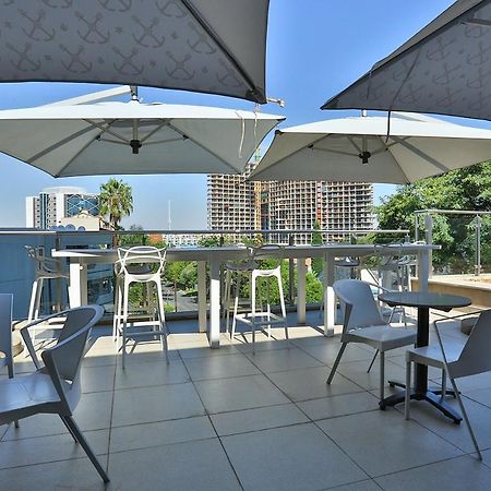 304 Sandton Skye Johannesburg Bagian luar foto