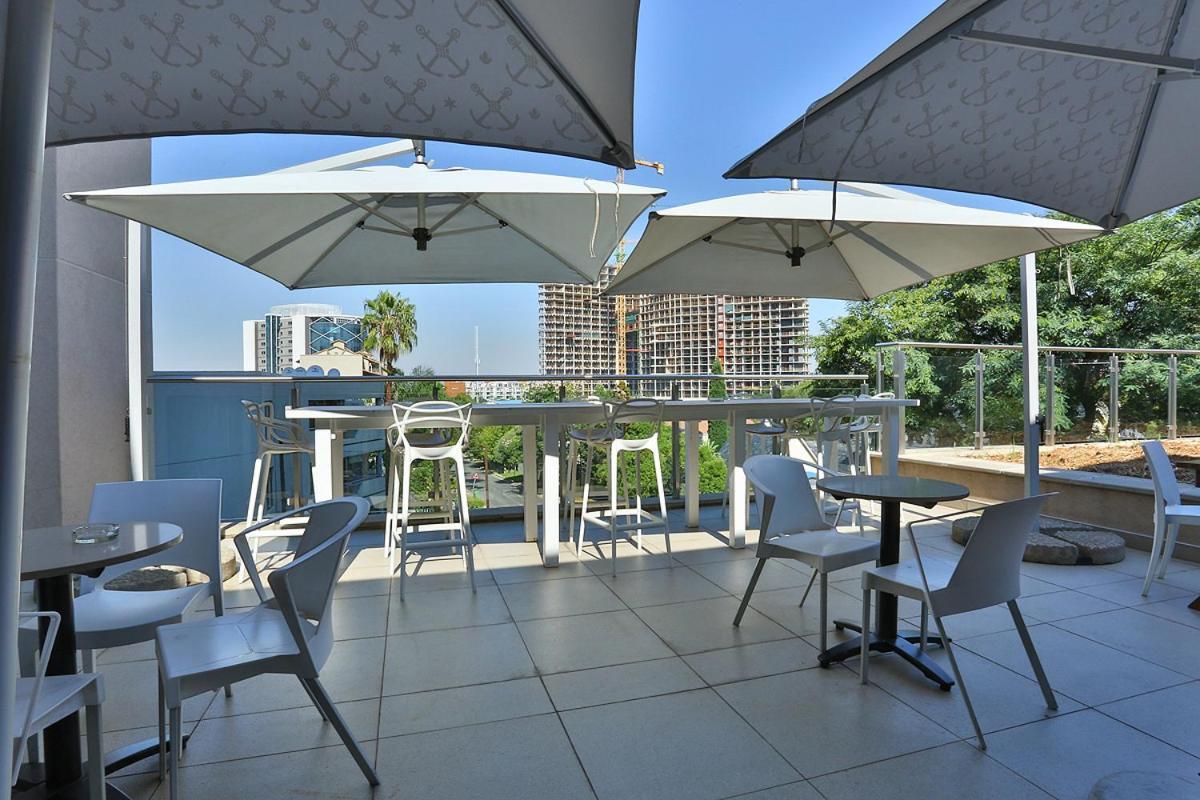 304 Sandton Skye Johannesburg Bagian luar foto